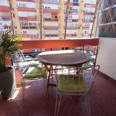 Flat2 Studio 150M From The Beach With Pool Torre Del Mar Dış mekan fotoğraf