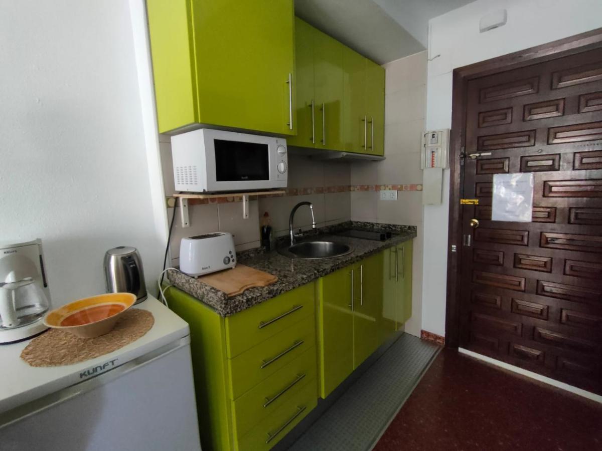 Flat2 Studio 150M From The Beach With Pool Torre Del Mar Dış mekan fotoğraf